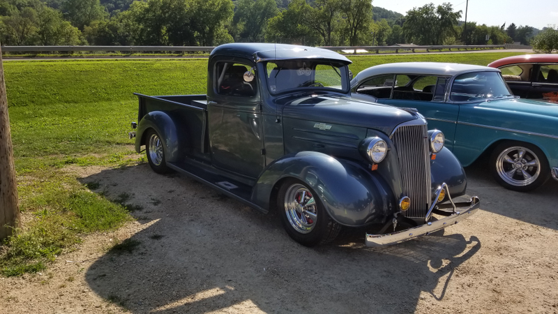 I have taken photos of this truck before but I just love it!